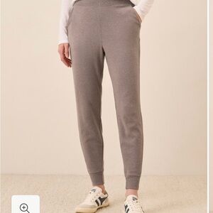 Pact Women's Organic Cotton Airport Jogger